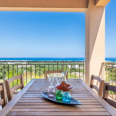 γηorganic Farm And Houses. *